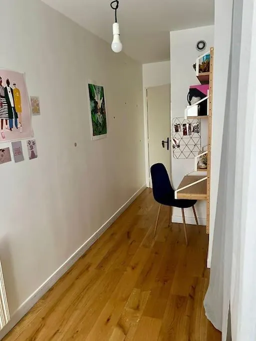 Paris Flat With 3 Bedrooms 90 M2 Balcony And Parking, Subway Station Riquet Apartment